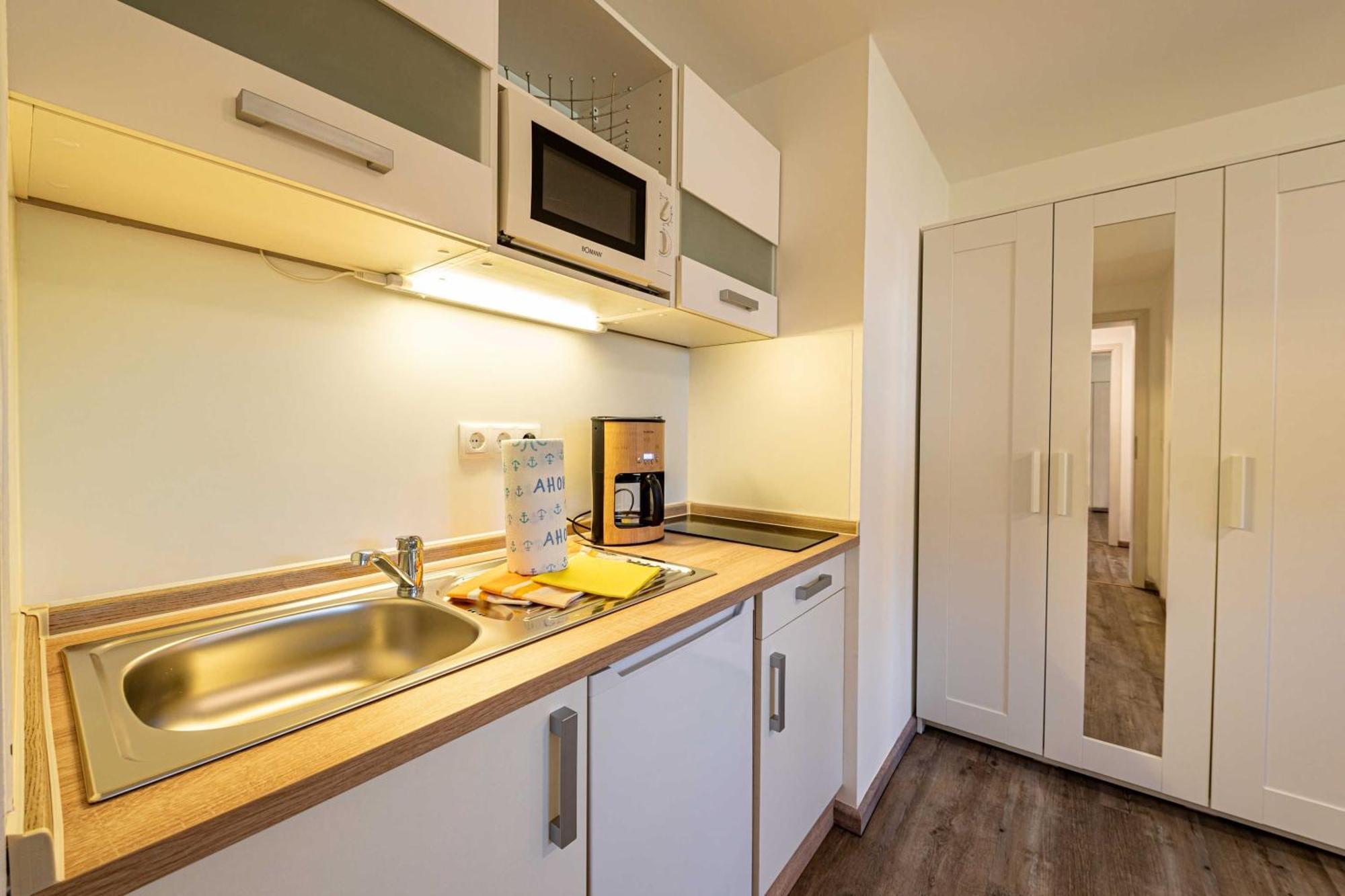 Selliner Ferienappartements Mit Balkon Und Seeblick Exterior photo